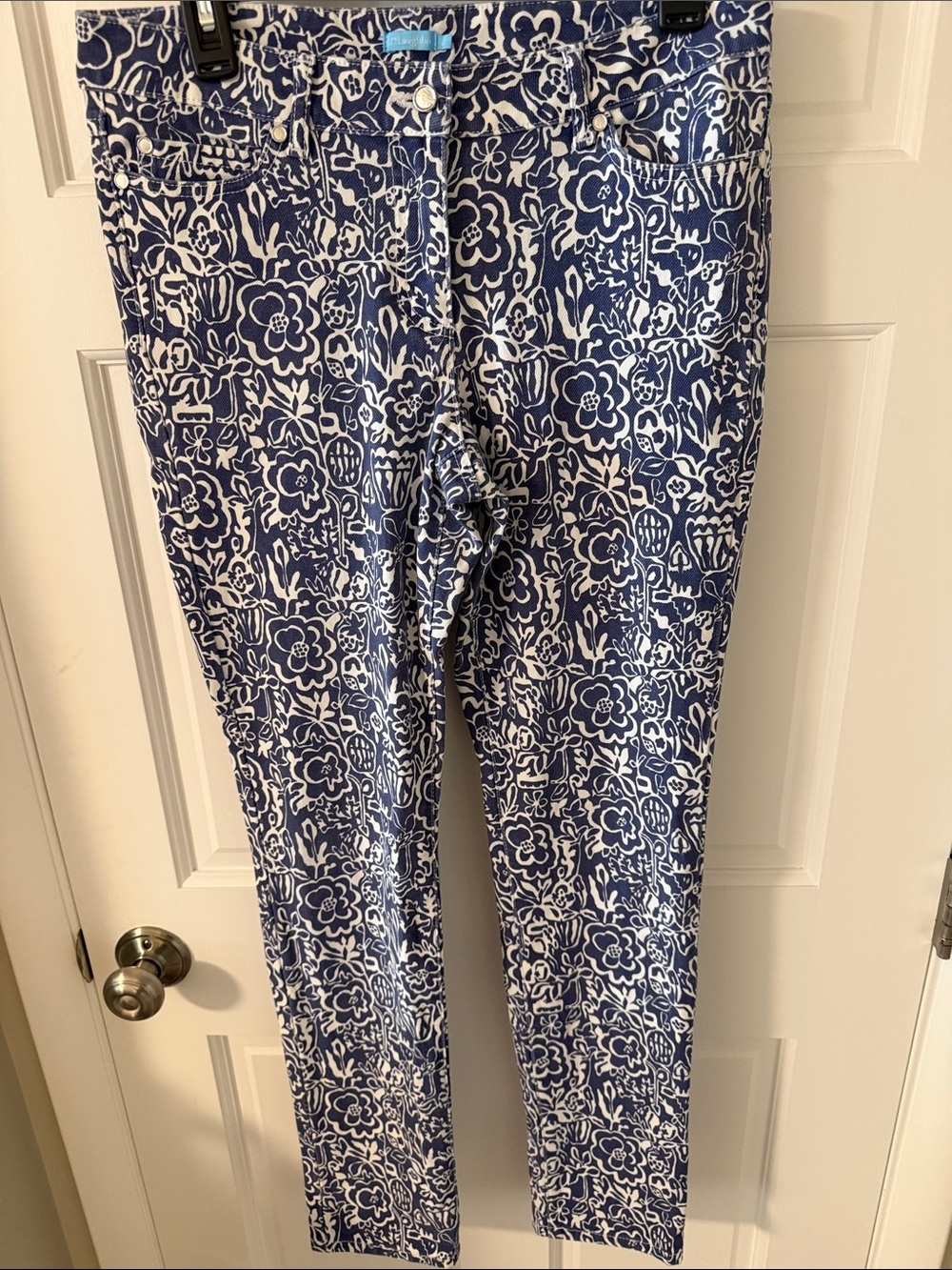 J. McLaughlin Blue & White Floral Lace Print Slim Ankle Denim Pants Midrise 8